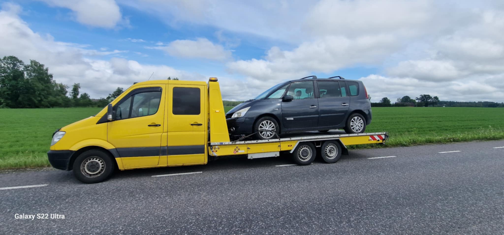 gallery-02 Messenger Creation B56E2098 7668 4C08 B1C7 F5C99EC9D889